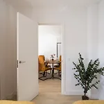 Otono Apartment *